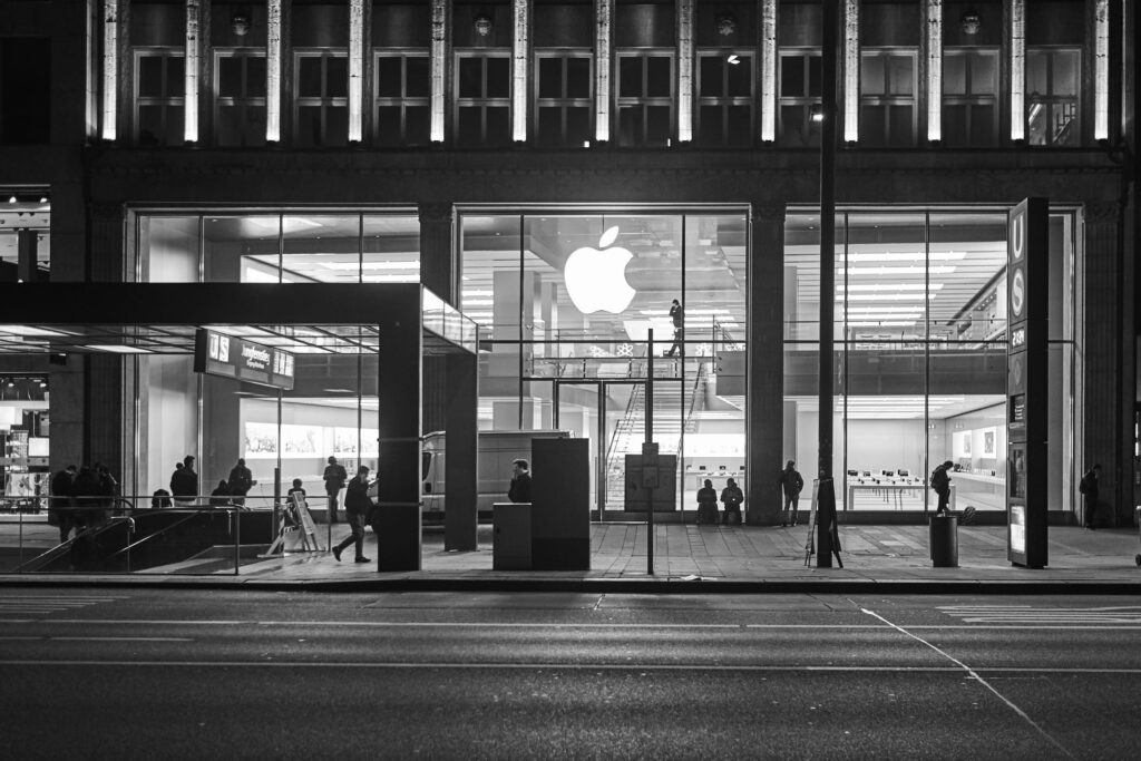 Jungfernstieg Apple Store